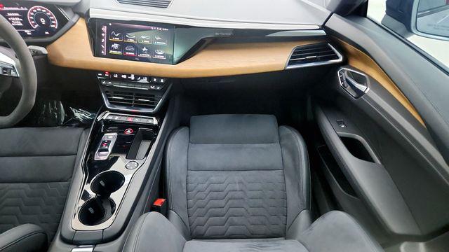 صورة مصغرة 57 لـ 2023 AUDI E-TRON GT PREMIUM PLUS QUATTRO