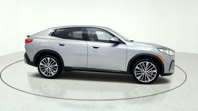 صورة 10 لـ 2025 BMW X2 XDRIVE28I