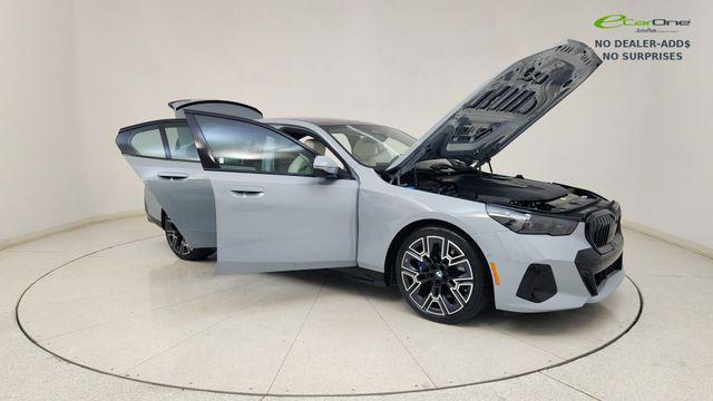 2026 BMW I5 EDRIVE40 — фото 13