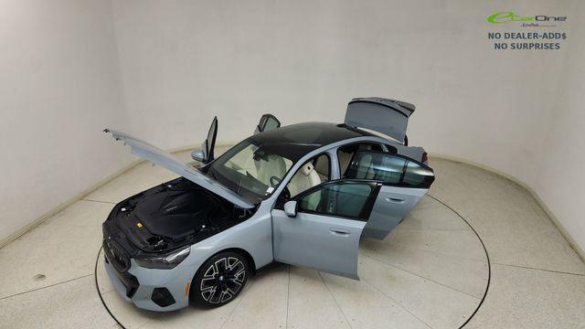صورة مصغرة 31 لـ 2026 BMW I5 EDRIVE40