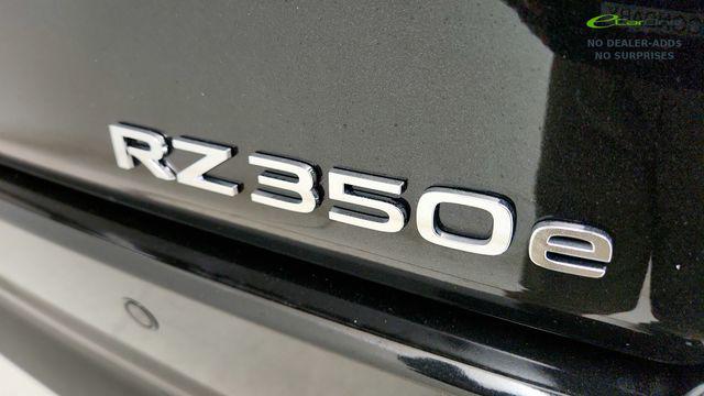 2026 Lexus RZ 350E PREMIUM — фото 32