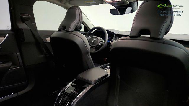 صورة 41 لـ 2023 Volvo S90 B6 PLUS