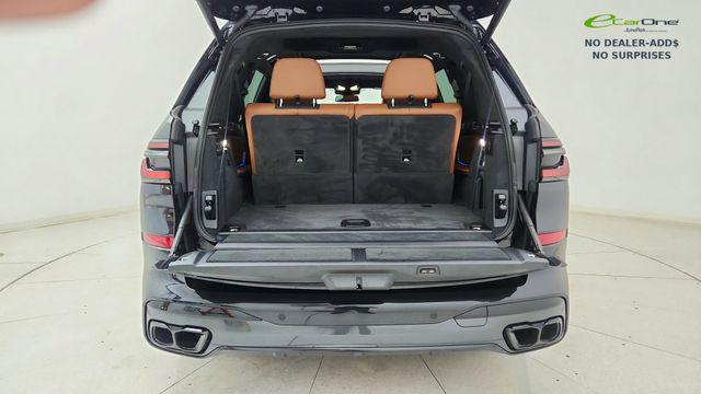 صورة مصغرة 14 لـ 2026 BMW X7 M60I