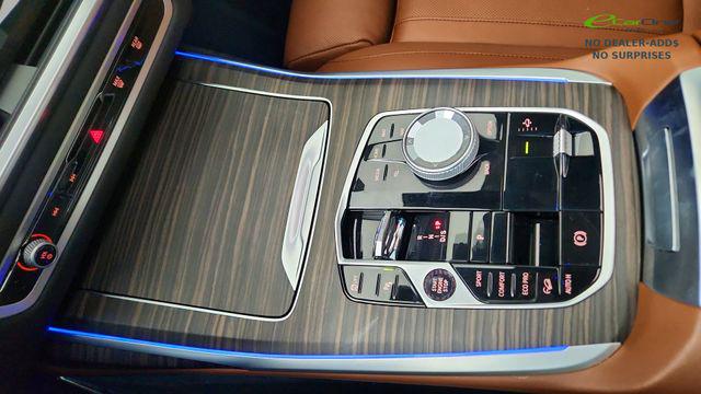 صورة مصغرة 52 لـ 2026 BMW X7 M60I
