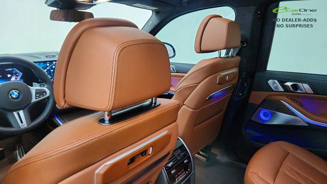 صورة مصغرة 34 لـ 2026 BMW X7 M60I