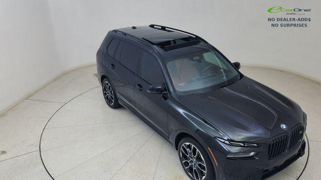 صورة مصغرة 81 لـ 2026 BMW X7 M60I