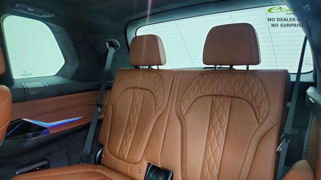 صورة مصغرة 35 لـ 2026 BMW X7 M60I