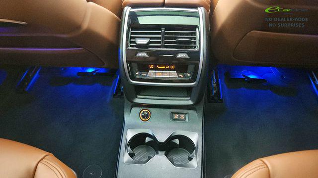 صورة مصغرة 56 لـ 2026 BMW X7 M60I