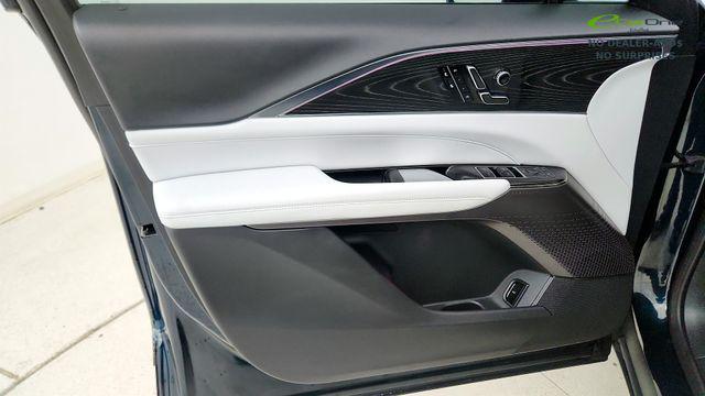 صورة مصغرة 56 لـ 2025 Cadillac LYRIQ LUXURY