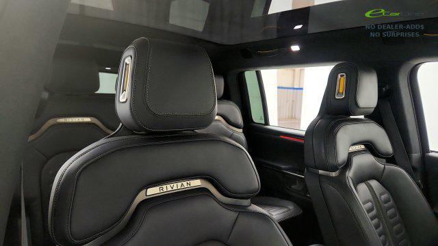 2022 Rivian R1S LAUNCH EDITION — миниатюра 34