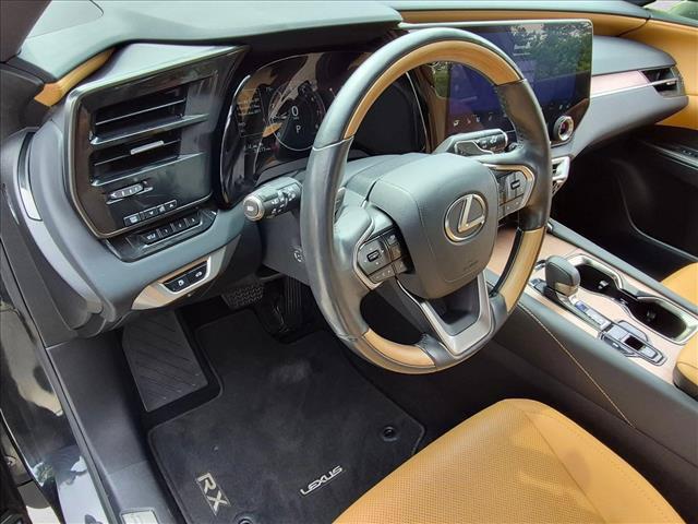 صورة 10 لـ 2024 Lexus RX 350 PREMIUM