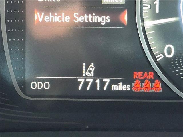 صورة 6 لـ 2025 Lexus ES 350 BASE