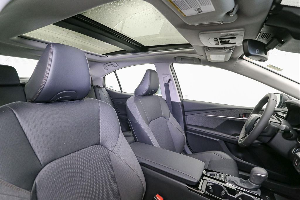2026 Toyota CAMRY XLE 缩略图 14