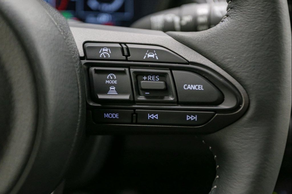 صورة 23 لـ 2026 Toyota GR COROLLA BASE