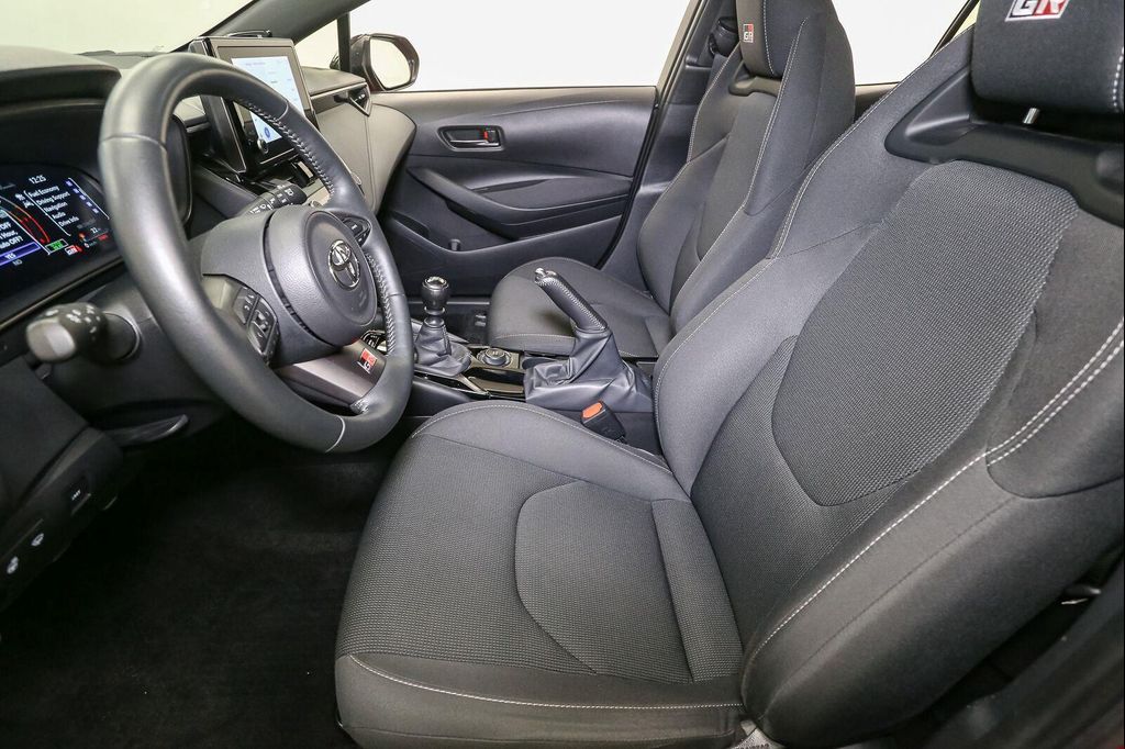 2023 Toyota GR COROLLA CORE 缩略图 44