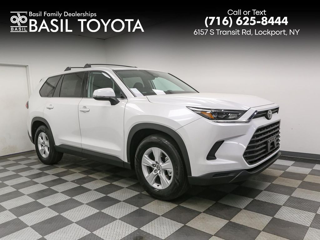 New 2026 Toyota Highlander Hybrid LE