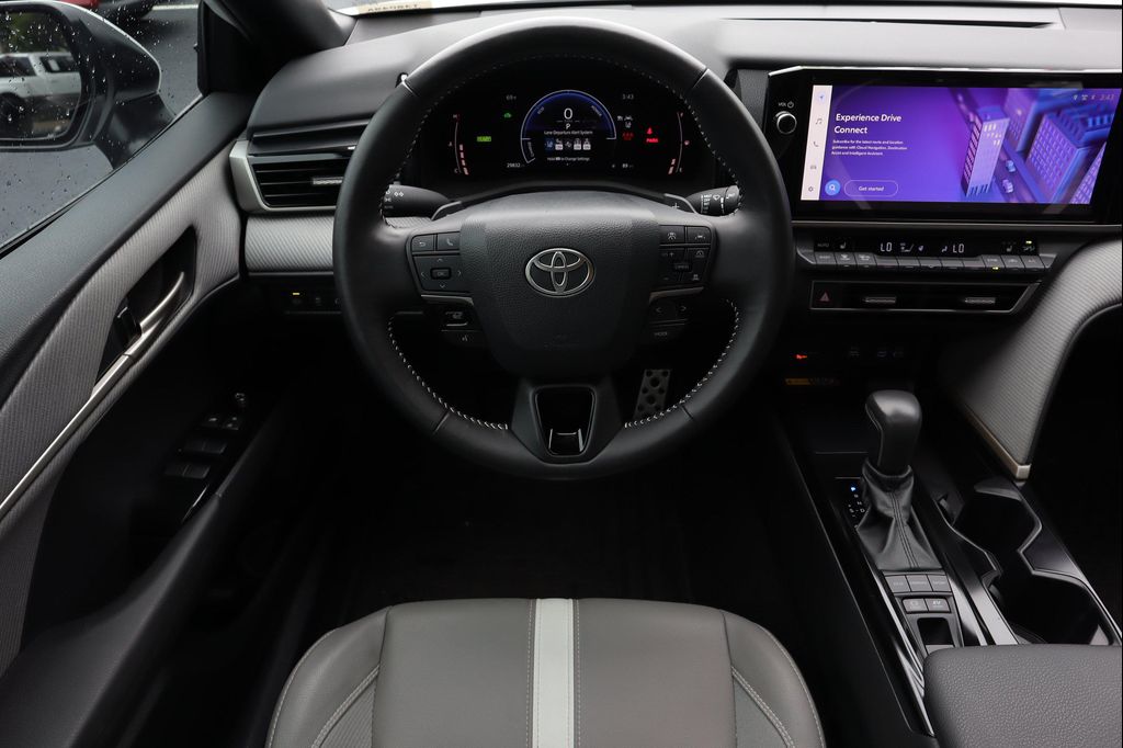 صورة مصغرة 31 لـ 2025 Toyota CAMRY SE