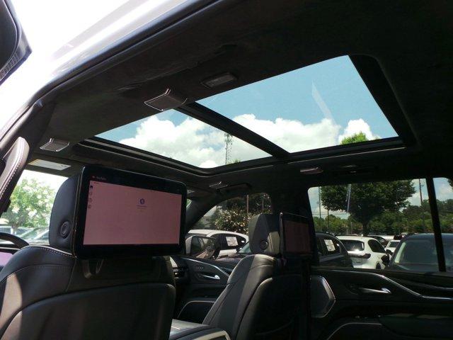 صورة 7 لـ 2023 Cadillac ESCALADE V-SERIES