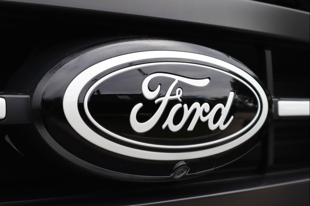 صورة مصغرة 36 لـ 2023 FORD F-150 TREMOR