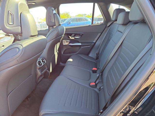 2026 Mercedes-BENZ GLC — миниатюра 28