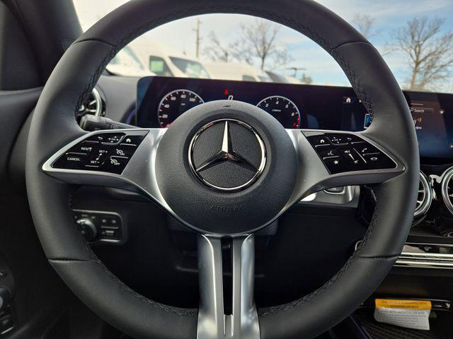 2026 Mercedes-BENZ GLB 缩略图 17