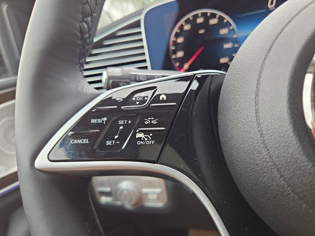 2026 Mercedes-BENZ GLE — миниатюра 20