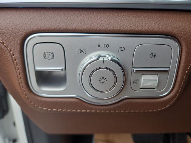 2026 Mercedes-BENZ GLE — миниатюра 20