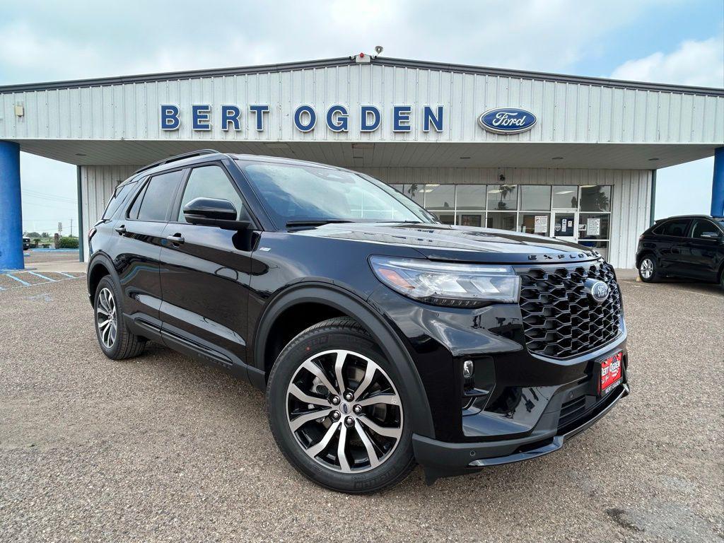 New 2026 Ford Explorer ST-Line