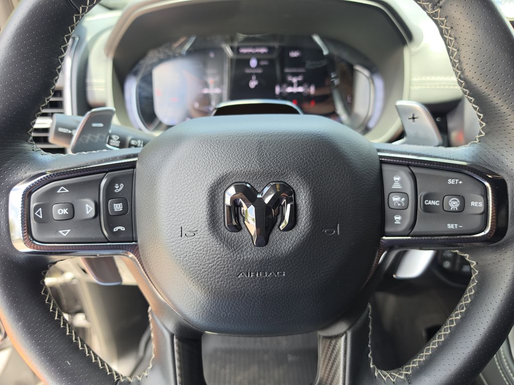 صورة مصغرة 32 لـ 2025 RAM 1500 RHO