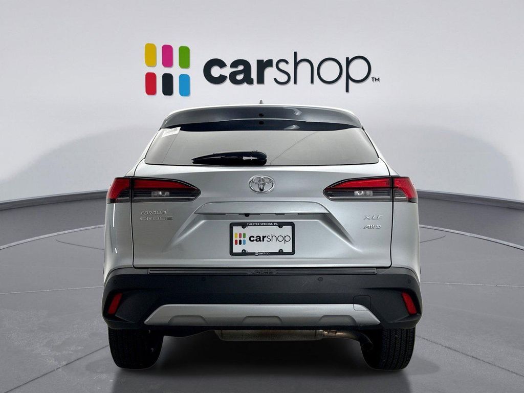 TOYOTA COROLLA CROSS - 4