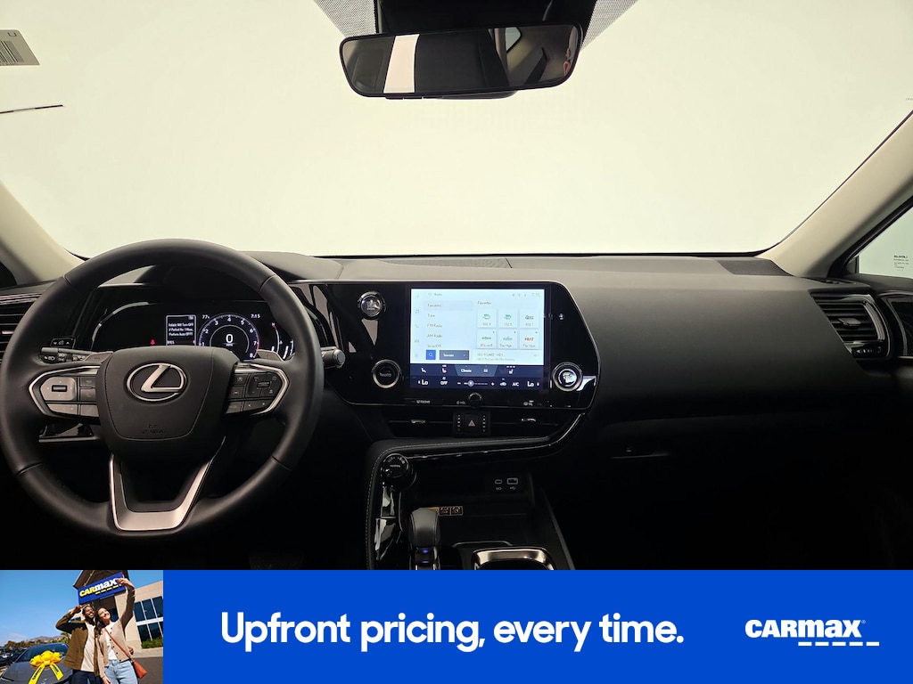 2025 Lexus NX 250 thumbnail 11