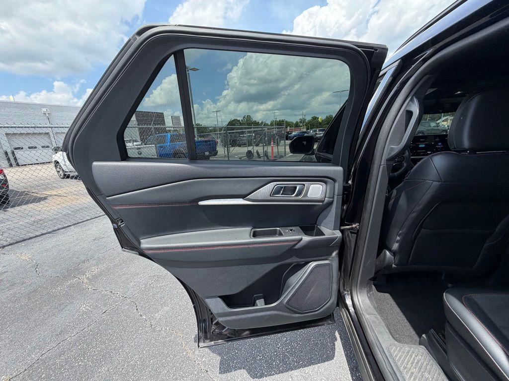 2025 FORD EXPLORER ST 缩略图 20