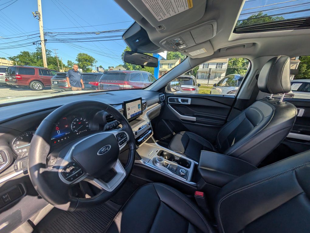 2022 FORD EXPLORER XLT — миниатюра 18