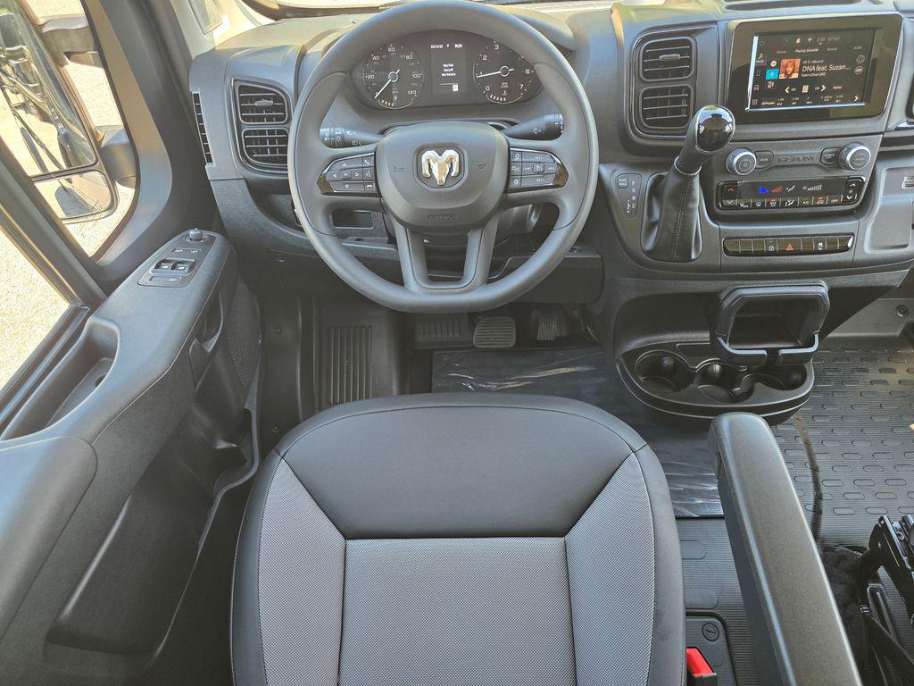 2026 RAM PROMASTER 2500 TRADESMAN — миниатюра 24