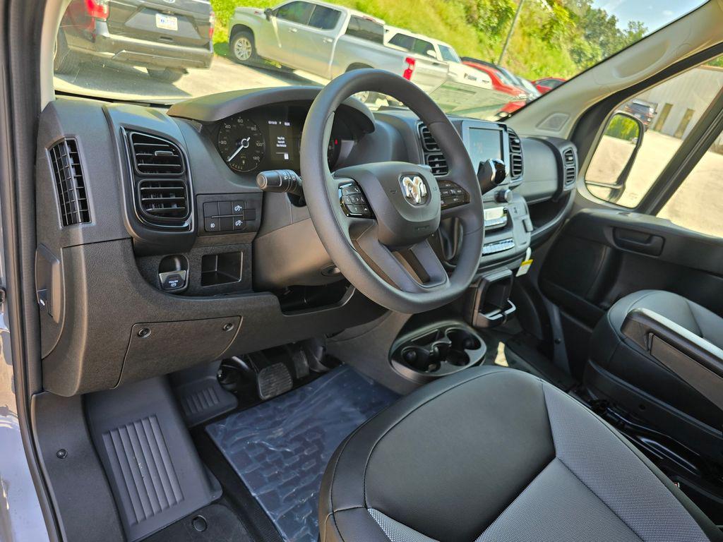 2026 RAM PROMASTER 2500 TRADESMAN — миниатюра 21