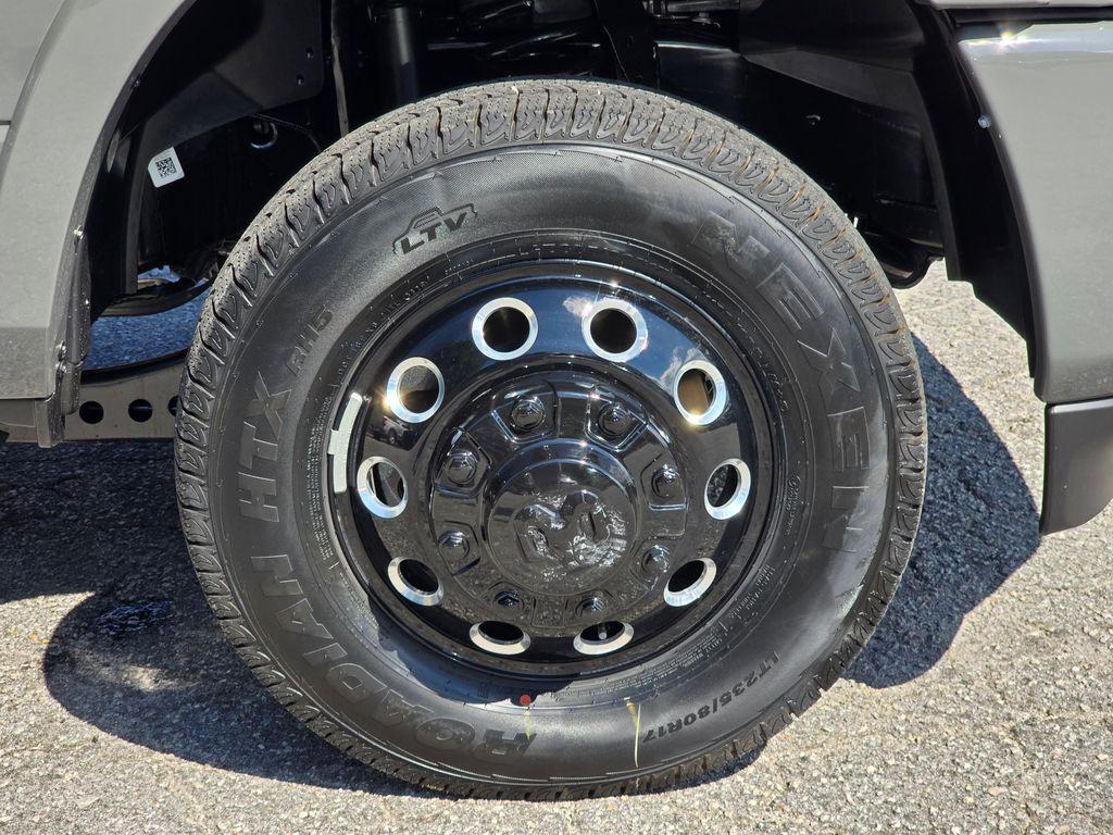 صورة مصغرة 14 لـ 2026 RAM 3500 LIMITED MEGA CAB 4X4 6'4' BOX