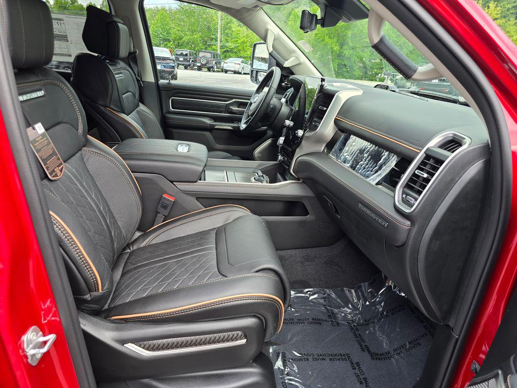 صورة مصغرة 27 لـ 2026 RAM 1500 ST