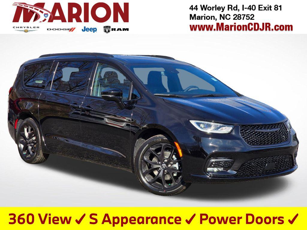 New 2026 Chrysler Pacifica L