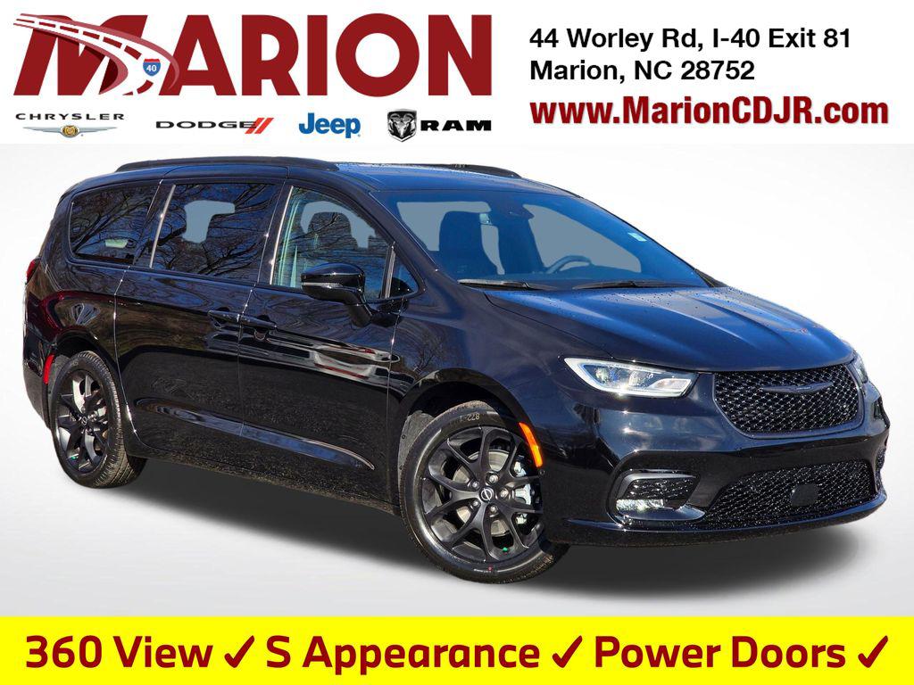 New 2026 Chrysler Pacifica L