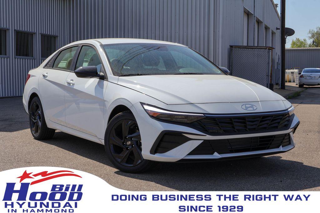 New 2026 Hyundai ELANTRA SEL Sport