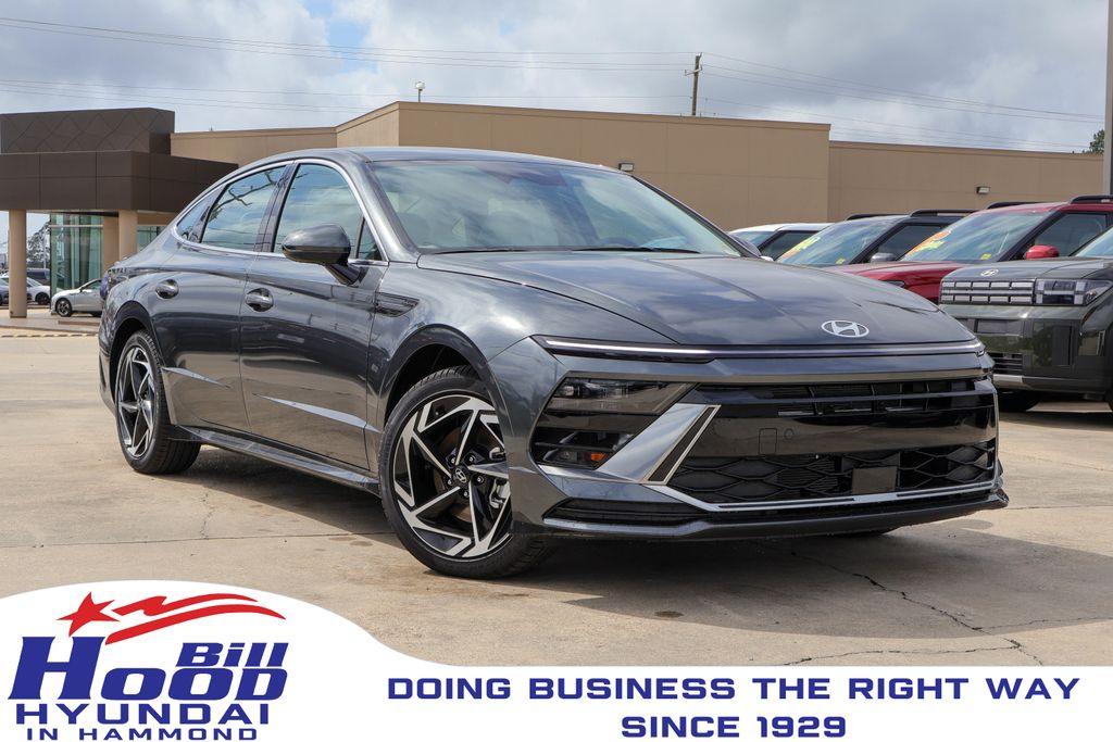 New 2026 Hyundai SONATA SEL Sport