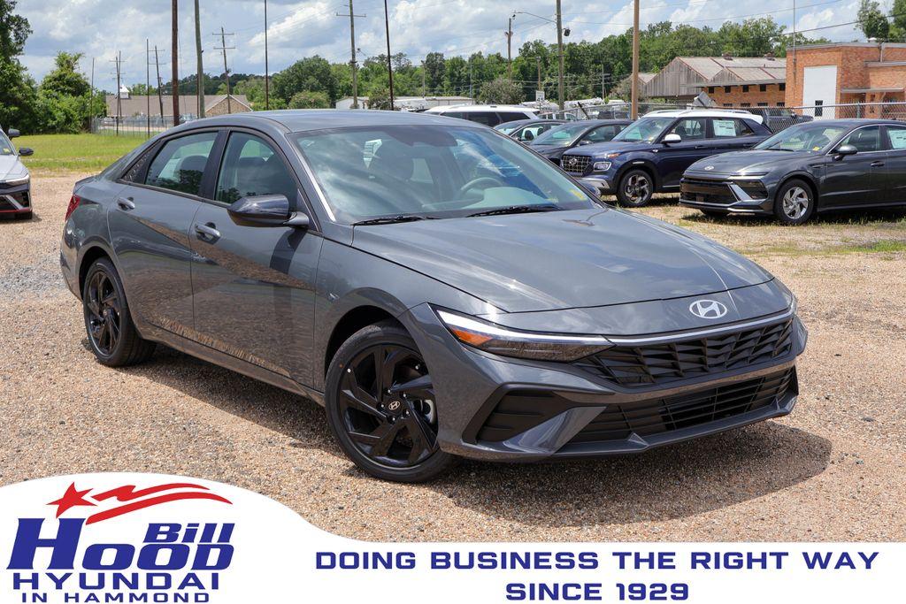 New 2026 Hyundai ELANTRA SEL Sport