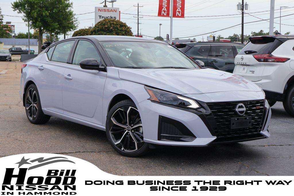 New 2026 Nissan Altima SR