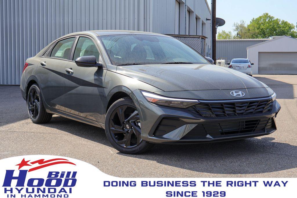 New 2026 Hyundai ELANTRA SEL Sport