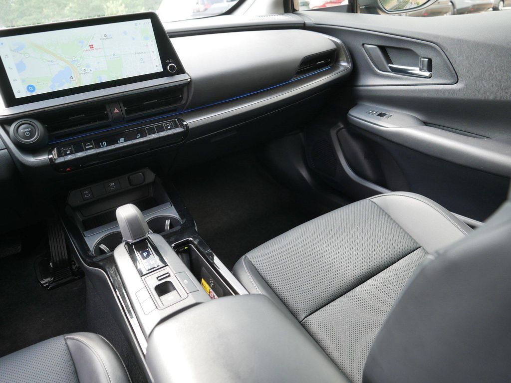 2026 Toyota PRIUS L 缩略图 11