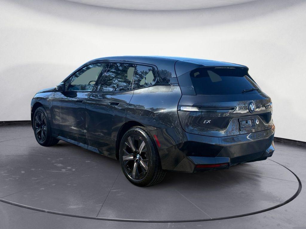 2024 BMW IX XDRIVE50 — фото 3