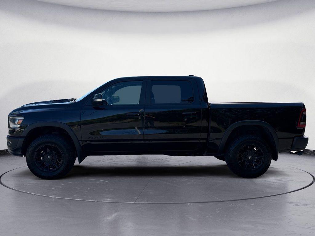 2022 RAM 1500 REBEL 照片 2