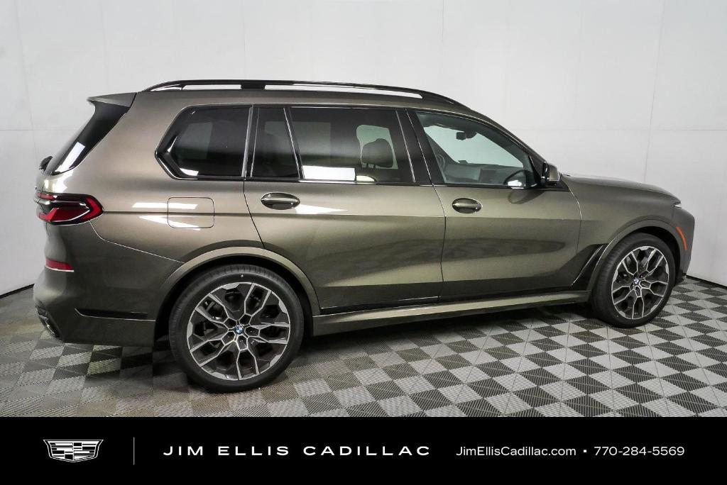 صورة 2 لـ 2025 BMW X7 XDRIVE40I