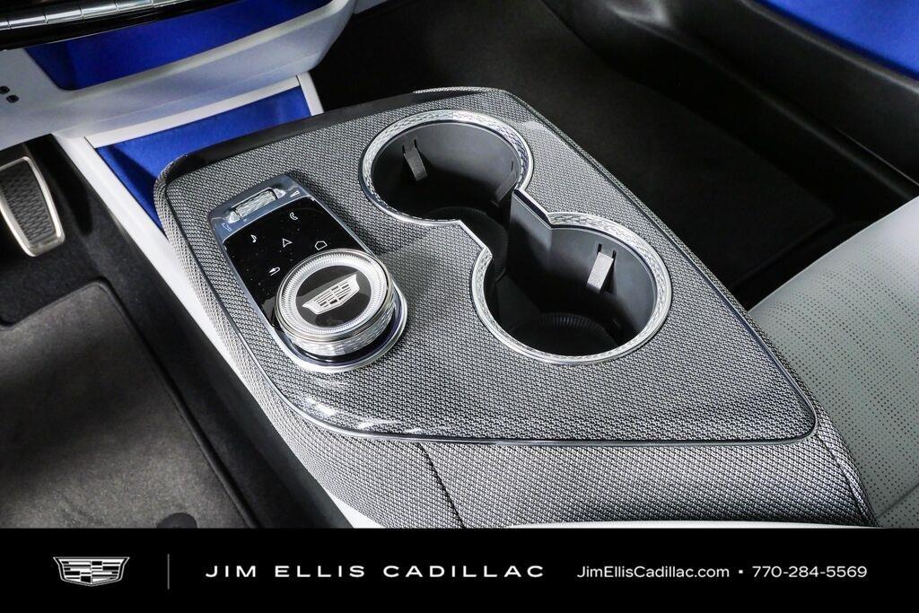 صورة مصغرة 17 لـ 2027 Cadillac OPTIQ