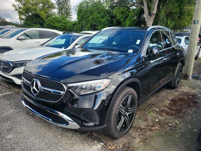 New 2027 Mercedes-Benz GLC 300